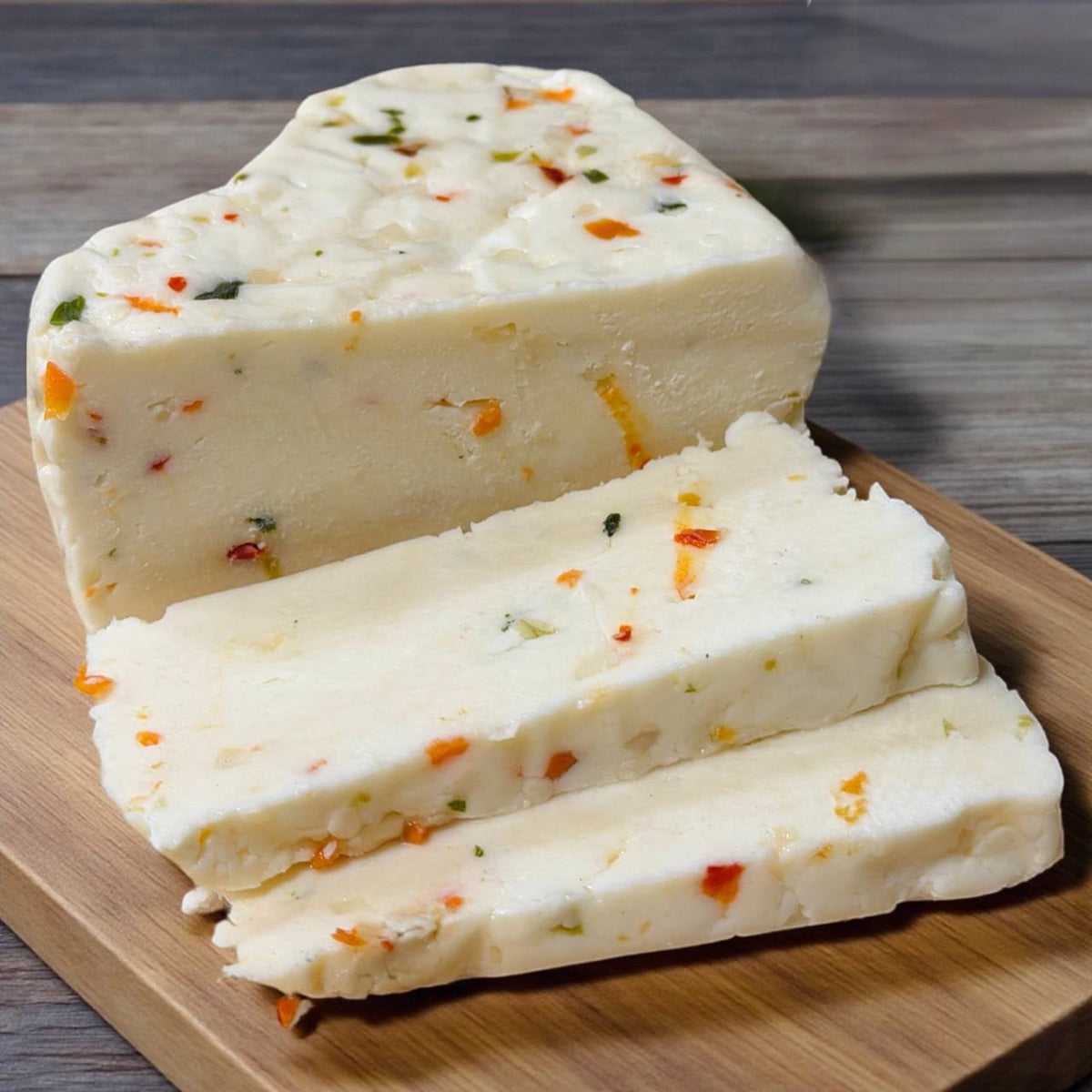 Бринза пряний мікс «Серце» 1 ШТ (250 грам)